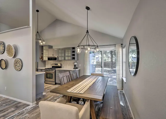 Modern Retreat ~ 4 Mi To Downtown! *