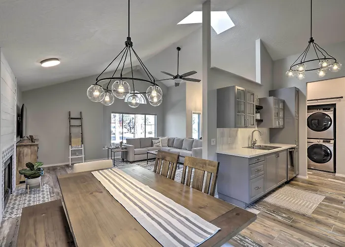 Modern Retreat ~ 4 Mi To Downtown! Flagstaff